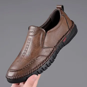 Fashion heren Casual Schoenen Merken Comfortabele Lederen Schoenen voor Mannen Zachte Bodem Business PU Lederen Slip-op Platte Schoenen Maat 39-44