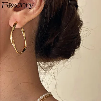 Foxanry Allergie te Voorkomen Zilveren Kleur Stud Oorbellen voor Vrouwen Elegante Vintage Gold Plated Twisted C Vorm Bruid Sieraden