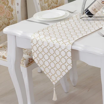 Stijlvolle tafelloper Eenvoudige moderne mode-tafelloper cirkel borduurwerk tabel mat bed vlag Voor Thuis tafel decoratie